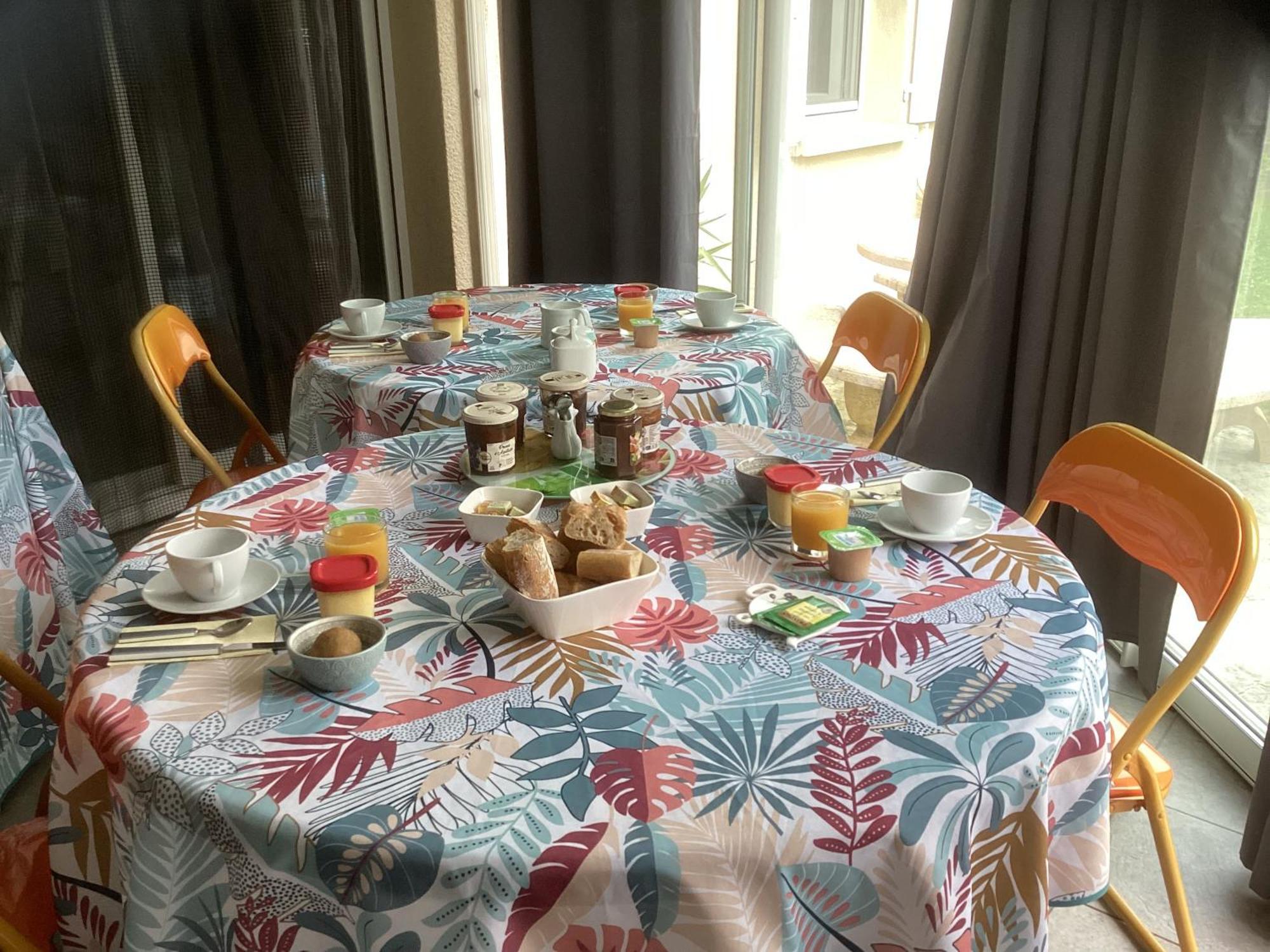 Chambre Du Merle Illats Екстериор снимка